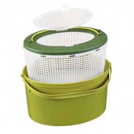 Secchio, Paletta Per La Spazzatura E Scopa Di Plastica Illustrazione