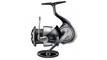 DAIWA 24 CERTATE G LT 4000D-C + OMAGGIO DAIWA WINDBRAKER