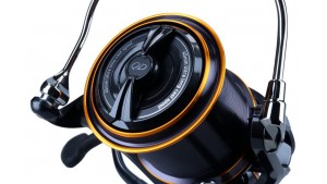 DAIWA 23 EMBLEM SURF 45 SCW QD